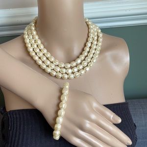 Vintage jewelry set